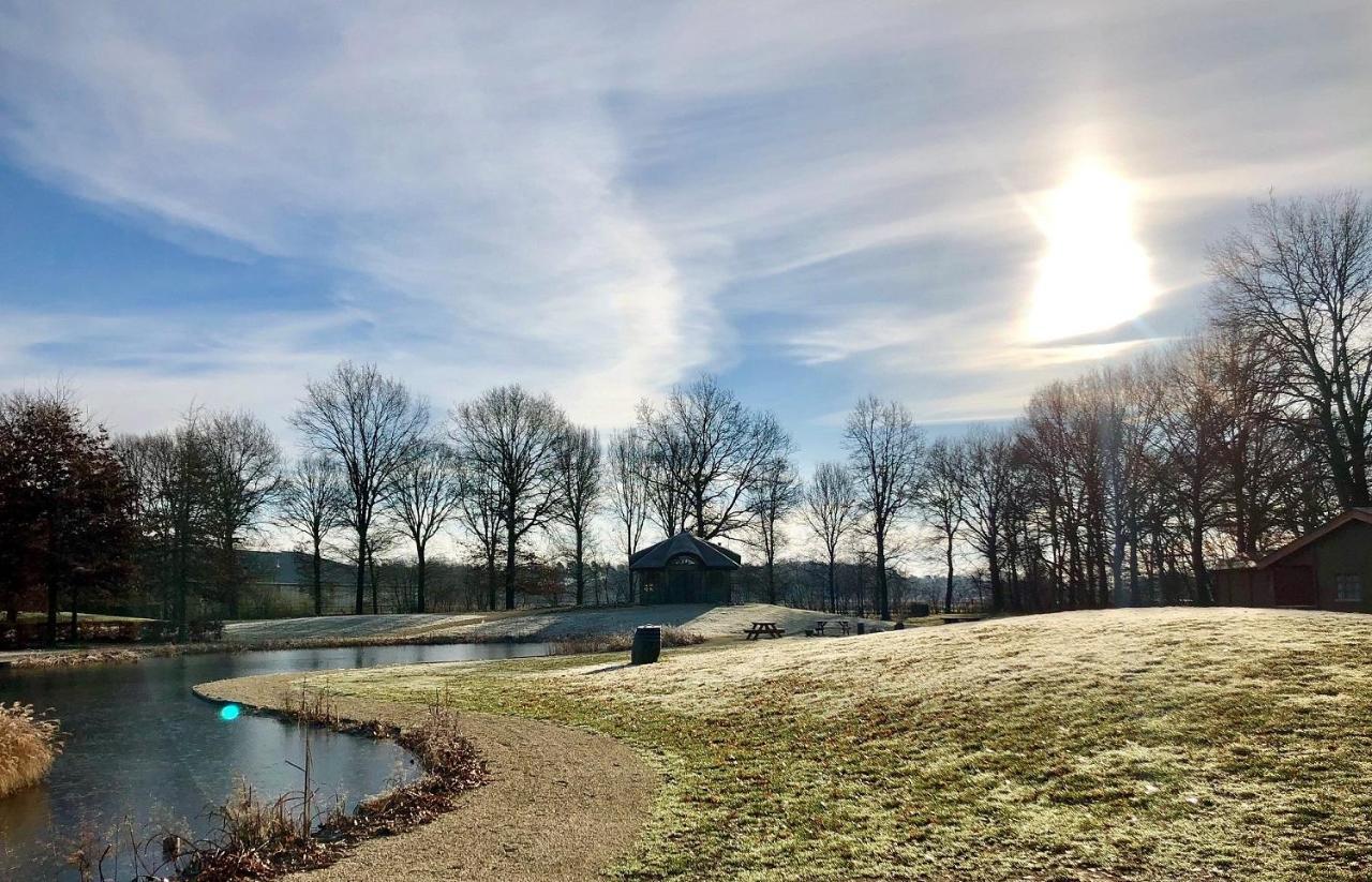 Landhuis Hotel De Hilkensberg Broekhuizen  Eksteriør billede